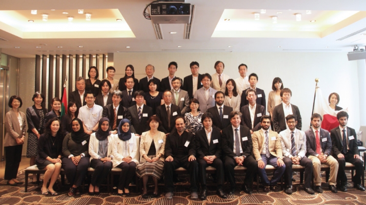 UAE Ambassador in Japan Commends Student Interns from Masdar Institute