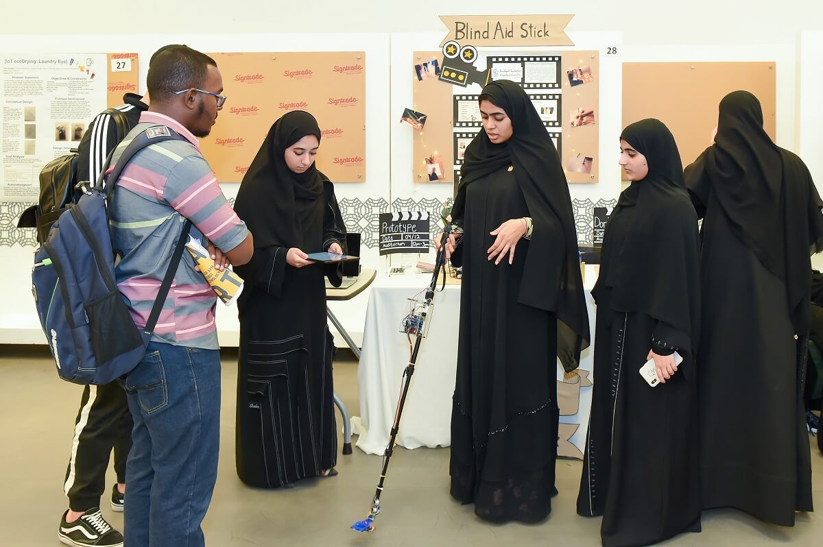 Engineering Exhibit Showcases Freshmen Students’ Innovative Projects