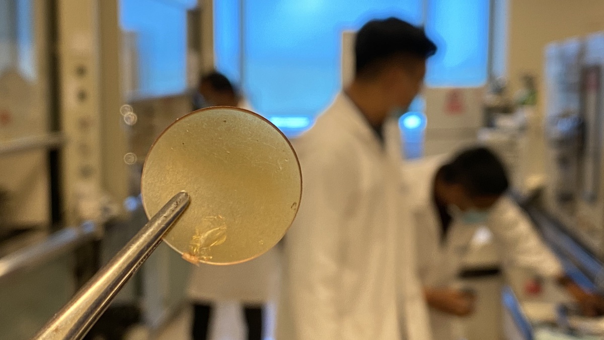 Khalifa University Researchers Produce High Refractive Index Materials Using Sulphur