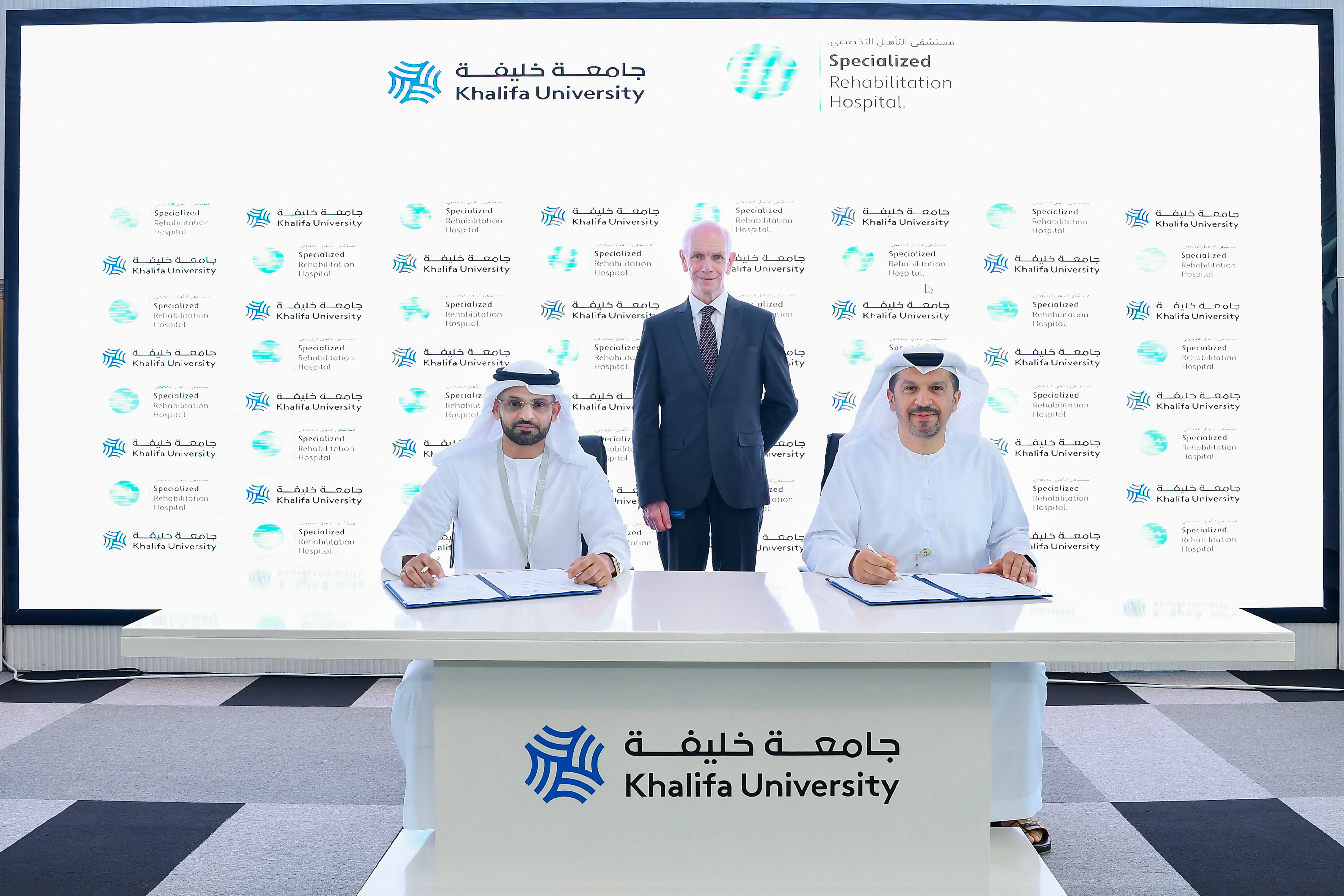 Khalifa University and Abu Dhabi’s Specialized Rehabilitation Hospital Sign MoU to Offer Elective Course to 4th Year CMHS Students