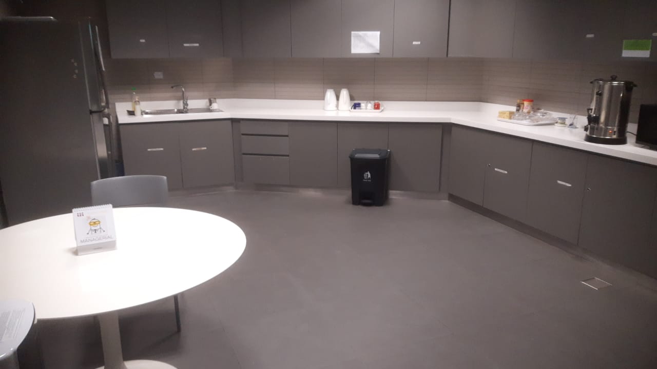 Staff hunger prevention